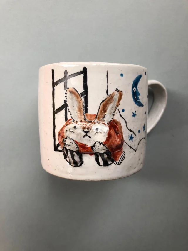 🪟
見上げてごらん
夜の星を

🐰

今日は良い話とわるい話があった🥲
急がば回れの12月でした

online store準備中
12.20または12.21open予定🎄