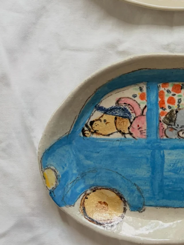🐶🐰🐷🐱🐻

動物の森　展
9.25-9.29
@kifuru_2023 

夏にニワトリを迎える予定が
小屋の建設が遅れていて
先に秋分を迎えてしまいました💨

大きな地震にあわあわして
連続するひどい豪雨にしょんぼりし
さみしいお別れも加わって
仕事だけしていた淡々の夏でした

過ごしやすい秋になりますように

展示は中国です🇨🇳
なにかしらどこかで見てくださってる方々に
直に見て頂けたらいいな！とも願っています